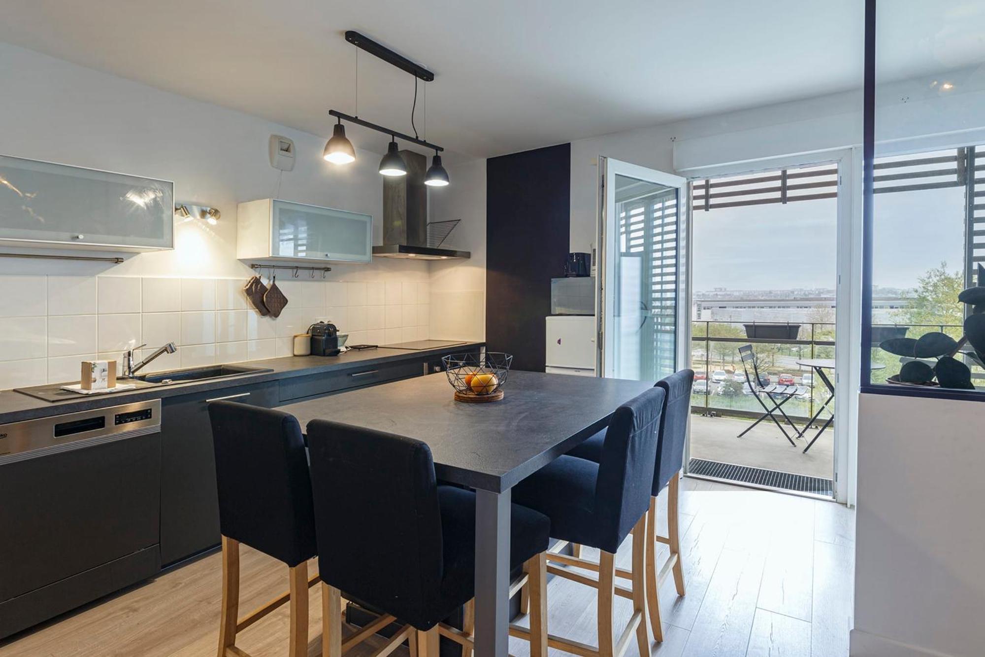 Le Jean Moulin - Appartement A 2 Pas Du Tramway Angers Eksteriør billede
